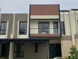 CAKEP BANGET Rumah Siap Huni Carson Gading Serpong 2 lantai