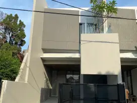 Sukolilo Surabaya | Rumah 2Lt 100m² Manyar Tirtoasri Menur Pumpungan