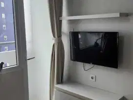 DIJUAL MURAH UNIT APARTEMEN GREEN PRAMUKA 2BR FURNISH PENELOPE MALL