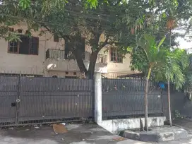Rumah Lama di Jl Guntur Setiabudi Jakarta Selatan