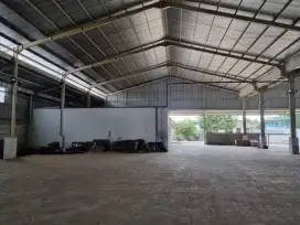 Dijual gudang/workshop di jalan raya Babelan