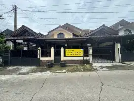 Taman Cimanggu Tengah luas 234 rumah rapih cocok untuk usaha