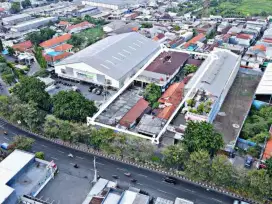 Hitung Tanah Bangunan Lama Tanjungsari Strategis Nol Jalan Raya Cocok untuk Komersil