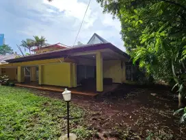 DISEWAKAN RUMAH PATRA KUNINGAN HARGA MASIH BISA NEGO