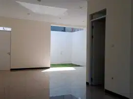 Rumah Bagus Nyaman di Taman Holis Indah Bandung