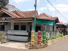 Kawaluyaa taman rafflesia luas 134 rumah hoek 1 lantai