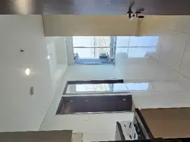 disewakan apartemen puri mansion 2+1br New