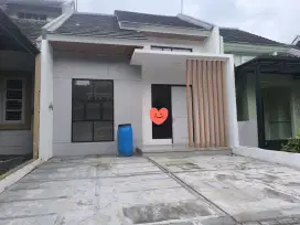 RUMAH KOTA WISATA BARU RENOVASI LUAS 90