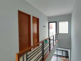 Rumah Baru Modern Minimalis di Taman Holis Indah