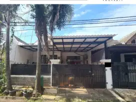 RUMAH LOKASI STRATEGIS DI KENCANA LOKA BSD 'GLB133
