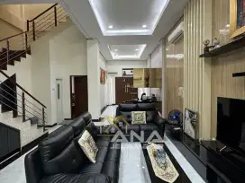 ANA RUMAH BAGUS UK 7X20M DI KOMP DUTA MAS JELAMBAR