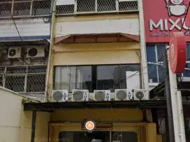DISEWAKAN RUKO TANJUNG DUREN UK 4.35X20 LOKASI STRATEGIS DAN RAMAI