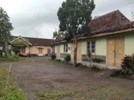 jual tanah luas 628m2 dipasar pakem jakal km 15 bonus rumah jawa