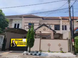 DIJUAL RUMAH BABATAN PILANG 2 LANTAI ROW JALAN LEBAR JUAL CEPAT