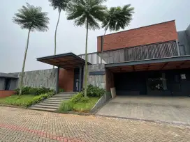 Rumah Mewah Ada Kolam Renang 722m 4KT Fortunia Residence Depok