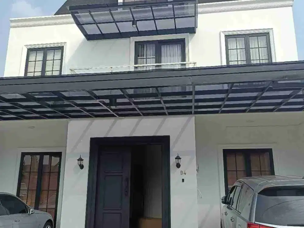 Dijual Rumah Mewah 2 Lantai Dkt Sumarecon
