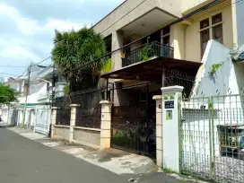 Rumah 2lt di Jl Tunjung II Jatipulo Palmerah Jakarta Barat