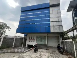 Gedung Soekarno Hatta dekat Mekarwangi Mewah Cocok untuk kantor Murah