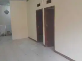 Disewa Rumah Siap Huni di Taman Cibaduyut 2