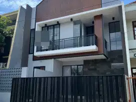 DIJUAL RUMAH DARMO BARU BARAT GRESS MODERN MINIMALIS SURABAYA