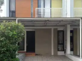 MURAH BU, Rumah Hook Cluster Lavesh Harapan Indah Bekasi
