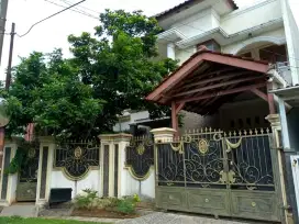 Rumah Lama di Perum Griya Loka Jl Akasia BSD Tangerang