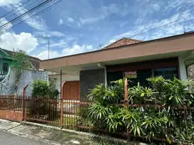 Di jual tengah kota   dekat stasiun Balapan -RM said