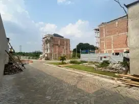 Tanah kavling pinggir jalan raya Jagakarsa dijual murah
