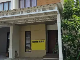 TURUN HARGA RUMAH SUMMARECON BEKASI SUDAH RENOVASI CLUSTER OLIVE