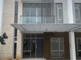 DIJUAL RUMAH PIK 2 TERMURAH UK 8X15 CLUSTER DANAU 2 LANTAI SIAP HUNI