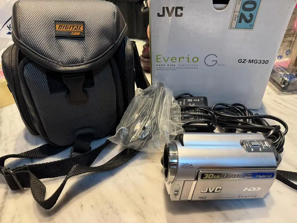 Handycam JVC Everio G GZ-MG330 100% ORI DIJAMIN MULUSSS NORMAL
