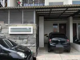 Rumah Minimalis di De Casa Residence, Dekat Raya Wiyung