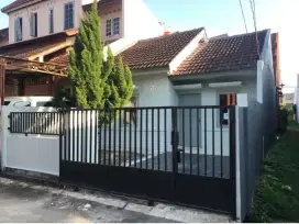 DIJUAL RUMAH DI CLUSTER CATALINA GADING SERPONG