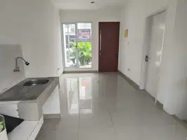 Dijual Rumah Bagus di Cluster Riviera Gading Serpong, Tangerang