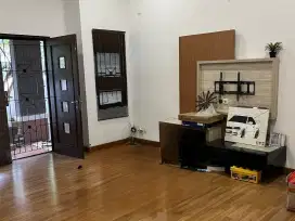 Dijual Cepat Rumah Di Aralia Harapan Indah Bekasi