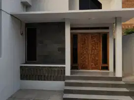 Dijual Cepat Rumah di Antapani dkt Cicadas Kiaracondong Arcamanik Supratman
