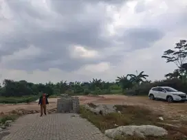 Dekat Exit toll jogja dan UTY JOMBOR dalam cluster