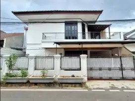 Dijual Rumah Siap huni di Rawamangun Jakarta Timur