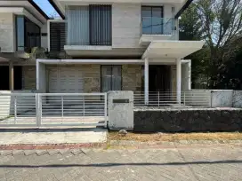 DIJUAL RUMAH PANTAI MENTARI