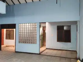 Di Jual Rumah Hitung Tanah Di  Muara Bandung.