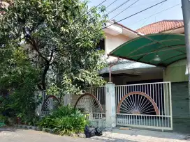 Dijual Rumah Darmo permai Utrara Strategis Siap Huni