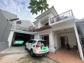 DIJUAL RUMAH MEWAH DI PURI SRIWEDARI CIBUBUR