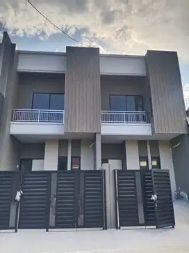 TURUN HARGA Rumah Dijual Lokasi Strategis Perumahan Villa kalijudan In