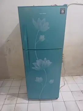 Kulkas 2 pintu politron