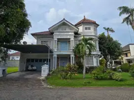 Rumah Virginia Regency Pakuwon City Bagus