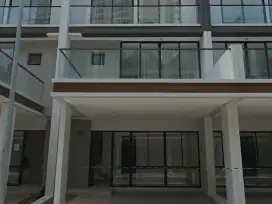 Disewakan Rumah Osaka PIK 2 Ukuran 6x10 3 kamar tidur cuma 75Juta
