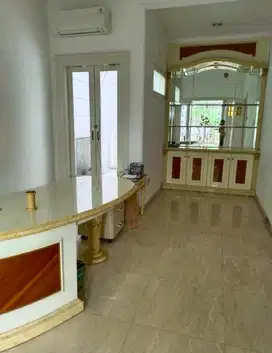 RUMAH JL SUMATERA