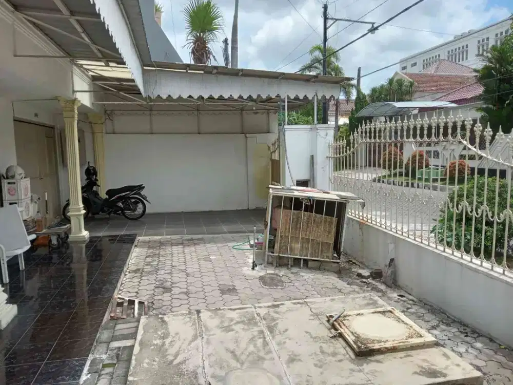 Rumah Lama Kupang indah Surabaya Barat