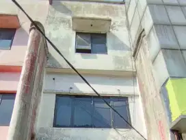 tajur. raya.       super. strategis.     ada.  basement
