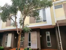 Dijual Rumah Siap Huni di Zuma Malibu Gading Serpong, Tangerang